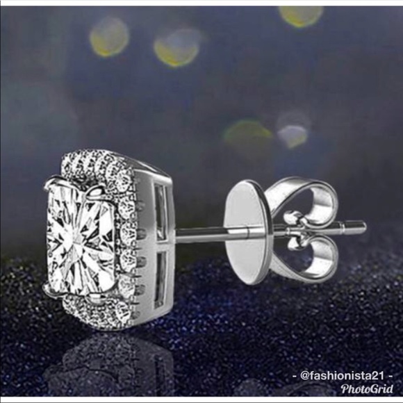 New Halo Stud Sterling Earrings Swarovski Crystals - Picture 6 of 7